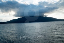 ã€€The opposite shore of the mountainã€€ã€€å¯¾å²¸ã®å±± 이미지 (490342398) - 게티이미지뱅크 ã... 