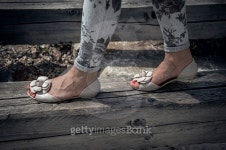 walk in balance 이미지 (482604438) - 게티이미지뱅크 walk in balance