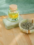 드리밍(허브다이어트) | Dried herbs, oil and organic soap for skincare and haircare 이미지 (497687560) - 게티이미지뱅크 Dried herbs, oil and organic...