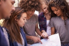 Making sure they move in the right direction 이미지 (533257591) - 게티이미지뱅크 Making sure they move in the right direction