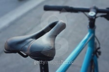 Seat of a bicycle parked in the park. 이미지 (479502300) - 게티이미지뱅크 Seat of a bicycle parked in the park.