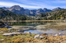 Reflection of the in the First Lake of Pessons, Andorra 이미지 (499367404) - 게티이미지뱅크 Reflection of the in the First... 