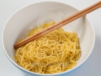 Yellow noodles 이미지 (486635260) - 게티이미지뱅크 Yellow noodles