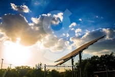 Golden Hour Solar Energy Farm Creating Clean renewable Energy for Americans 이미지 (483446126) - 게티이미지뱅크 Golden Hour... 