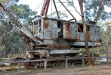 Antique Steam Shovel 이미지 (475291360) - 게티이미지뱅크 Antique Steam Shovel