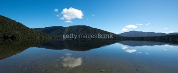 Mirror lake 이미지 (501737588) - 게티이미지뱅크 Mirror lake