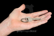 Holding a Key 이미지 (465545124) - 게티이미지뱅크 Holding a Key