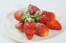 strawberry icing sugar 이미지 (466131570) - 게티이미지뱅크 strawberry icing sugar