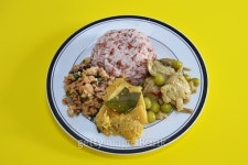 vegetarian food on dish in yellow background 이미지 (493075764) - 게티이미지뱅크 vegetarian food on dish in yellow background