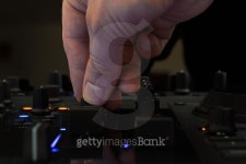 DJ mixing in a club, close up. 이미지 (488580894) - 게티이미지뱅크 DJ mixing in a club, close up.
