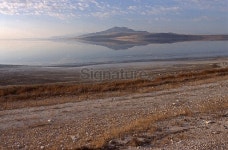 Reflection Antelope Island and exposed shorelines Great Salt Lake Utah 이미지 (478244988) - 게티이미지뱅크 Reflection... 