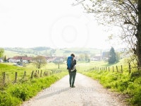Hiker on a path 이미지 (487630958) - 게티이미지뱅크 Hiker on a path