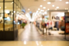Normal angle department store background blur with bokeh. 이미지 (501000668) - 게티이미지뱅크 Normal angle department store... 