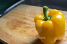 파파엔헬스케어(Papa&Health Care) | Fresh healthy bio yellow paprika 이미지 (480770540) - 게티이미지뱅크 Fresh healthy bio yellow paprika