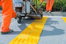 road marking 이미지 (467802208) - 게티이미지뱅크 road marking