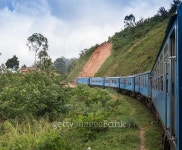 railway tracks in a rural scene 이미지 (484130280) - 게티이미지뱅크 railway tracks in a rural scene