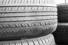 Car tires in shelf tire storehouse 이미지 (500036058) - 게티이미지뱅크 Car tires in shelf tire storehouse