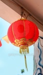 Red lantern hanging in old temple 이미지 (478173778) - 게티이미지뱅크 Red lantern hanging in old temple