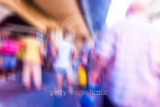 people at big train station.blurry travel background 이미지 (484948220) - 게티이미지뱅크 people at big train station.blurry... 