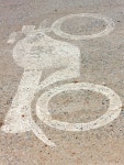 Symbol motorbike lane on the road. 이미지 (487519400) - 게티이미지뱅크 Symbol motorbike lane on the road.