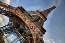 The Eiffel Tower from its bottom 이미지 (489984086) - 게티이미지뱅크 The Eiffel Tower from its bottom