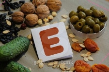Foods containing vitamin E 이미지 (500298142) - 게티이미지뱅크 Foods containing vitamin E