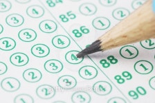 Pencils point on blank test sheet close up 이미지 (503053918) - 게티이미지뱅크 Pencils point on blank test sheet close up