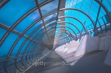 입석램프1교 | Modern bridge with a row of lamp post 이미지 (488002992) - 게티이미지뱅크 Modern bridge with a row of lamp post