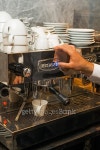 Close-up of espresso pouring from coffee machine. 이미지 (491872674) - 게티이미지뱅크 Close-up of espresso pouring from... 