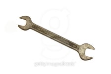 Open-end wrench 13 to 15 on a white background 이미지 (487519132) - 게티이미지뱅크 Open-end wrench 13 to 15 on a white background