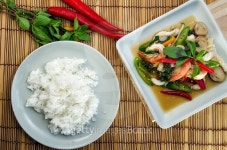 spicy fried seafood with rice 이미지 (487702724) - 게티이미지뱅크 spicy fried seafood with rice