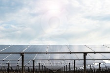 Power plant using renewable solar energy with sun 이미지 (481999178) - 게티이미지뱅크 Power plant using renewable solar... 