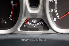 (주)이엠석유직영영산(하)주유소 | Empty oil in the car 이미지 (491117776) - 게티이미지뱅크 Empty oil in the car