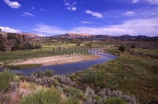 Meandering quiet river through green pastures near Bryce Canyon Utah 이미지 (472693480) - 게티이미지뱅크 Meandering quiet... 