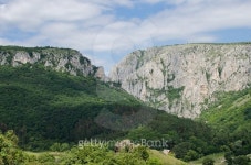Turda Canyon 이미지 (466018362) - 게티이미지뱅크 Turda Canyon