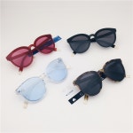 푸른 바다의 전설 지현은 안경을 들고 선글라스는 여성의 조수 새로운 여성 스타의 둥근 얼굴은 편광 선글라스