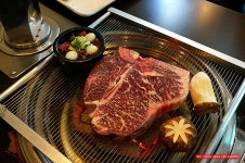 티본스테이크 맛집(더함 한우골) - 아시아투데이 [서비의 맛집] (화곡동맛집)한우 등심과 안심을 동시에..티본스테이크 맛집(더함 한우골)