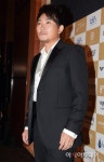 [포토]이승철 ‘어느덧 데뷔 30주년~’(라이프스타일어워즈) - 아시아투데이 [포토]이승철 ‘어느덧 데뷔 30주년~’(라이프스타일어워즈)