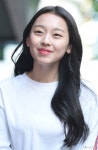 [포토]이수민 ‘미성년자 미모가 이정도’ - 아시아투데이 [포토]이수민 ‘미성년자 미모가 이정도’