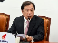 김병준 “국회의원 청문회 적당히 넘어가는 일 없어야” - 아시아투데이 김병준 “국회의원 청문회 적당히 넘어가는 일 없어야”