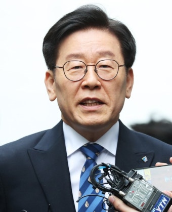 검찰, ‘친형 강제입원’ 이재명 경기지사 징역 1년6개월·벌금 600만원 구형 - 아시아투데이 검찰, ‘친형 강제입원’ 이재명 경기지사 징역...