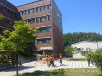 부산대학교 건물 외벽 갑자기 무너져 환경미화원 1명 사망 - 아시아투데이 부산대학교 건물 외벽 갑자기 무너져 환경미화원 1명 사망
