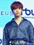 [포토]원어스 시온, ‘은은한 눈빛’ - 아시아투데이 [포토]원어스 시온, ‘은은한 눈빛’
