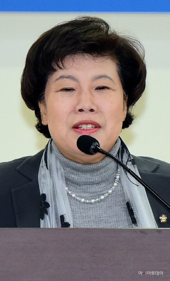 [에너지혁신포럼] 조배숙 민주평화당 원내대표 “수소에너지, 국가경쟁력 강화의 중요 조건” - 아시아투데이 [에너지혁신포럼] 조배숙...