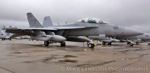 미 해군 141전자전공격비행대대에 배치된 EA-18G 전자전공격기 - 유용원의 군사세계 미 해군 141전자전공격비행대대에 배치된 EA-18G... 