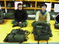 BEMIL 사진 자료실 - BEMIL 군사세계 어이.. 형씨... 이 군장 어떻게 결속하는거여?!!!