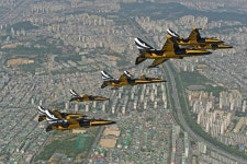 BEMIL 사진 자료실 - BEMIL 군사세계 광주상공의 블랙이글 