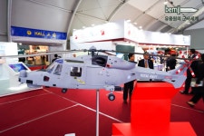 최첨단 AESA 레이더를 탑재한 해상작전헬기, 닥터헬기 AW-189 등 ADEX 2019 레오나르도 부스 - 유용원의 군사세계