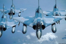 BEMIL 사진 자료실 - BEMIL 군사세계 [Re]마하 2.6이라는 영화 내용요약.