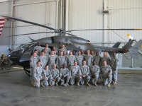 UH-72A 다목적경헬기를 인수하는 미 육군 185항공여단 병사들 - 유용원의 군사세계 UH-72A 다목적경헬기를 인수하는 미 육군 185항공여단... 
